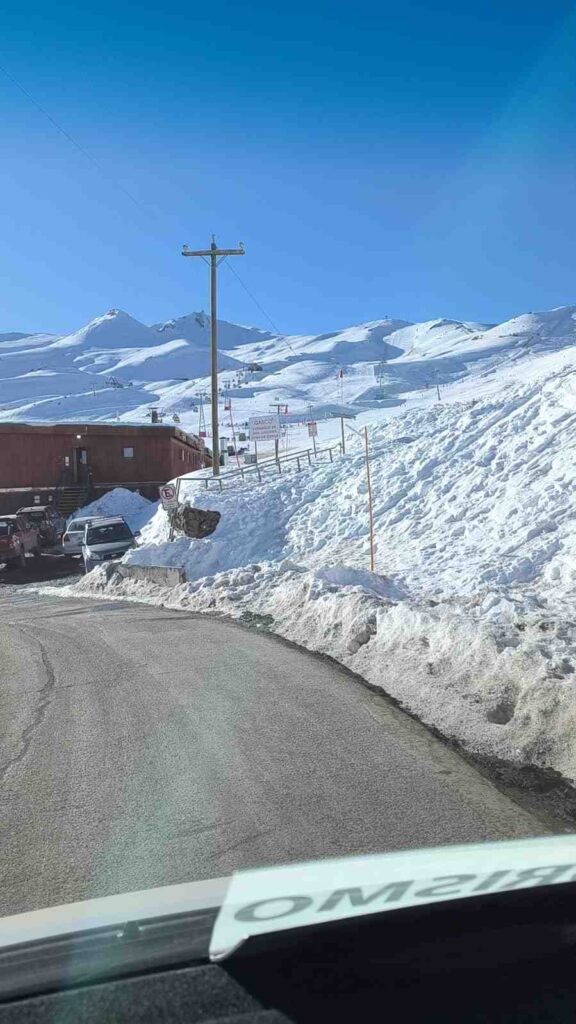 Vista llegando a Valle nevado