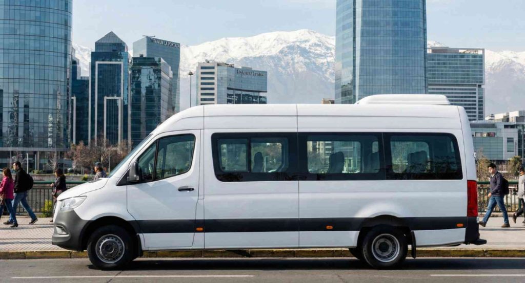 van blanca para el transporte corporativo